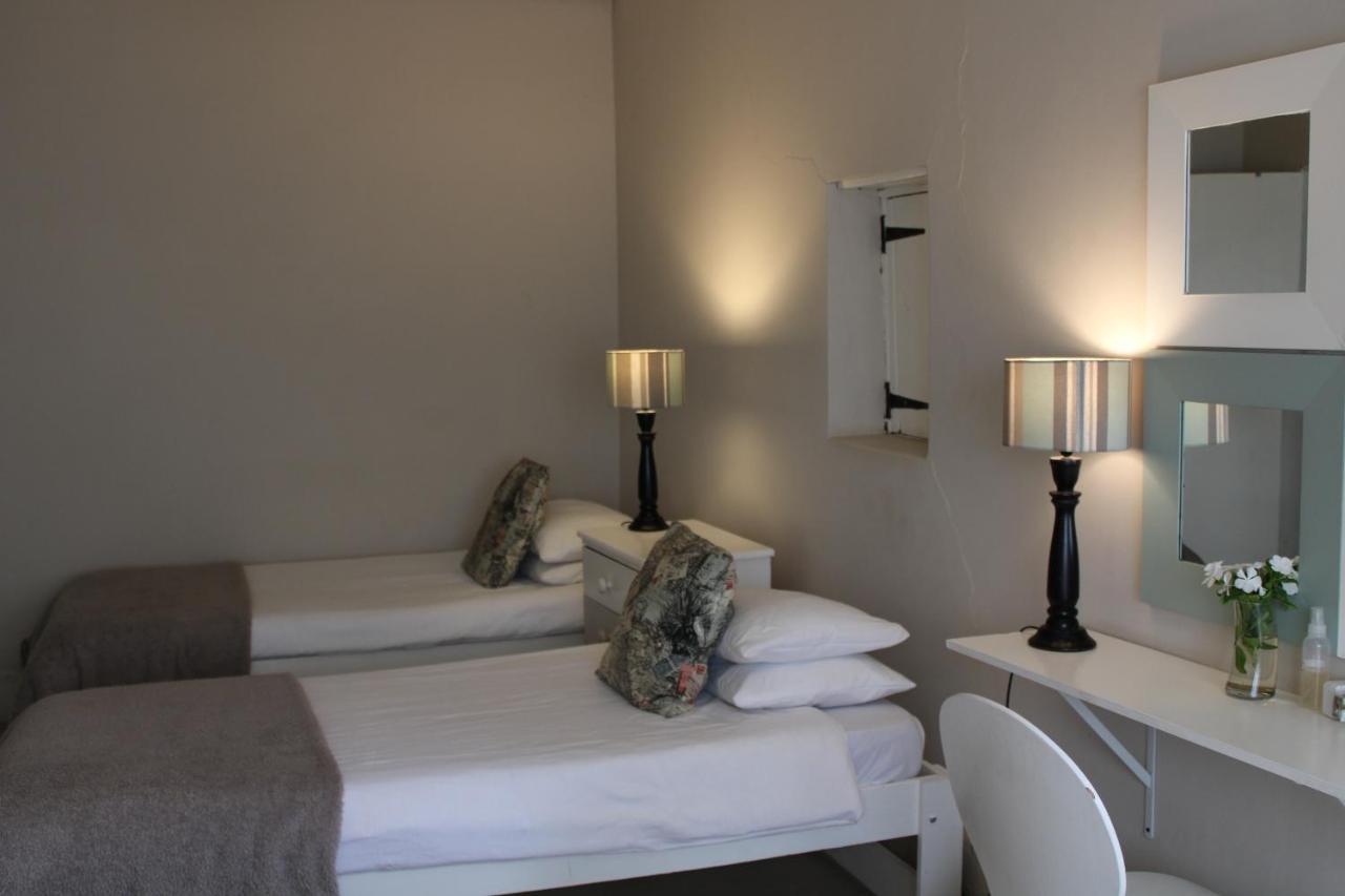 The Calitz Hotel Calitzdorp Exterior photo